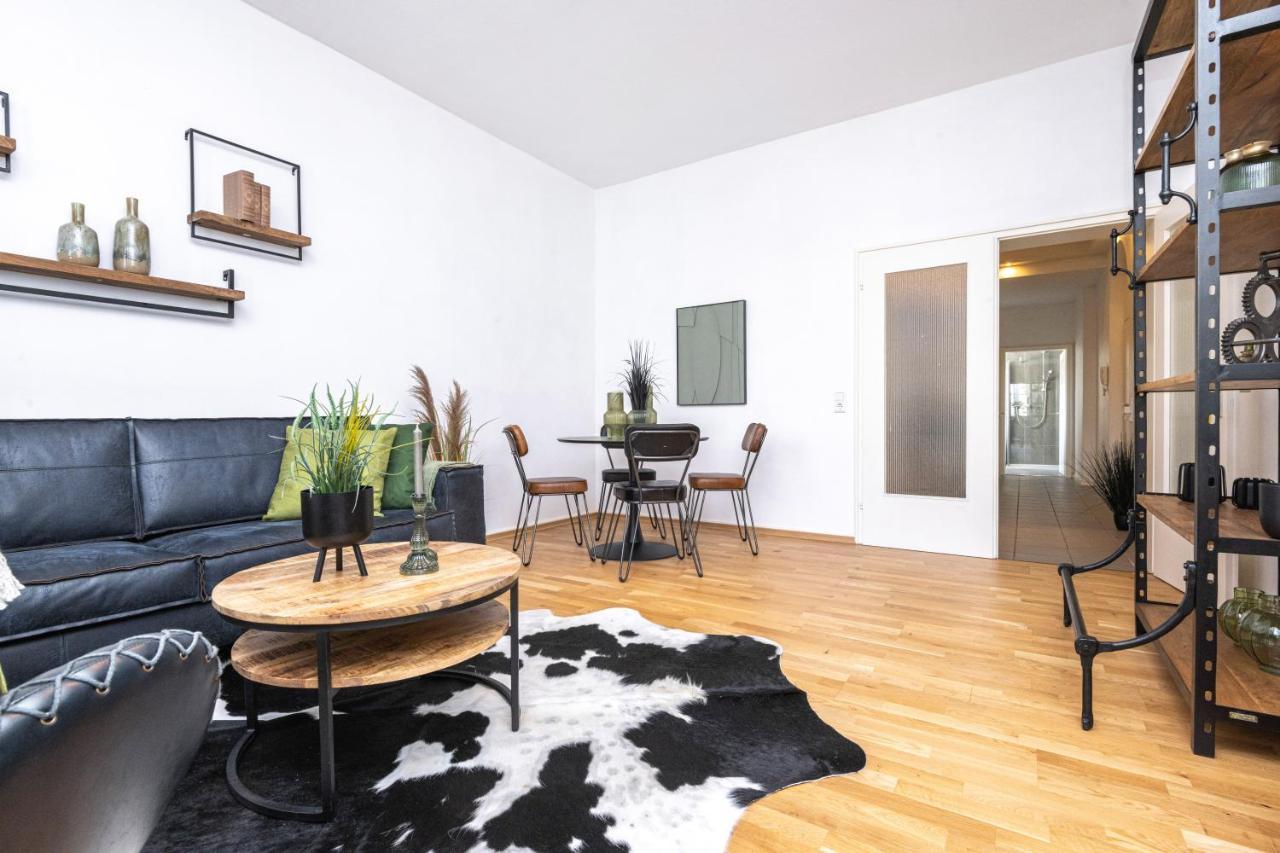 Center Dream Apartment - Netflix كريفيلد المظهر الخارجي الصورة